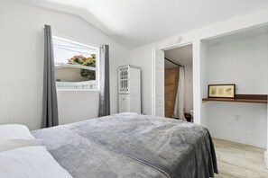 4 soverom, strykejern/-brett, wi-fi og sengetøy