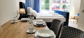 1 Schlafzimmer, Schreibtisch, Bügeleisen/Bügelbrett, kostenloses WLAN