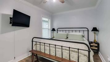 2 bedrooms, free WiFi, bed sheets