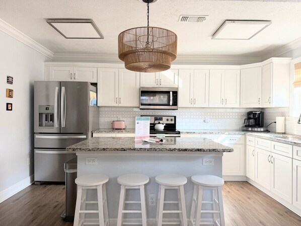 Unclassified image, 1 of 12, button