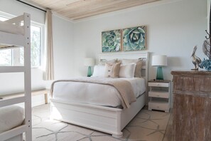 5 bedrooms, in-room safe, desk, iron/ironing board