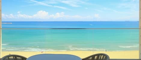Classic Twin Room, Beach View | 1 bedroom, desk, laptop workspace, soundproofing