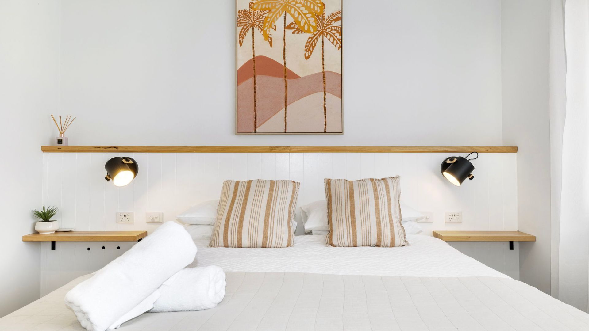 Fairbairn Family Beach Bungalow - Busselton