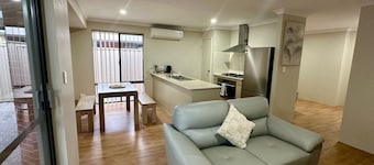 ### Discover Comfort and Convenience at South Bunbury Holiday Home: Your Ideal Getaway