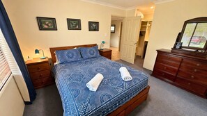 3 bedrooms, free WiFi, bed sheets - Anne's Retreat - Busselton (West Busselton)
