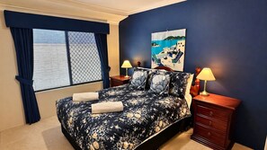3 bedrooms, free WiFi, bed sheets