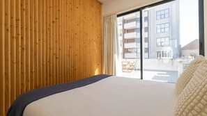 Strykejern/-brett, wi-fi (inkludert) og sengetøy