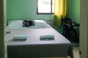 Room - Sinoben Apartments by RedDoorz (Iloilo)