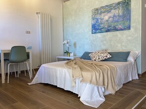 1 Schlafzimmer, Bügeleisen/Bügelbrett, WLAN, Bettwäsche
