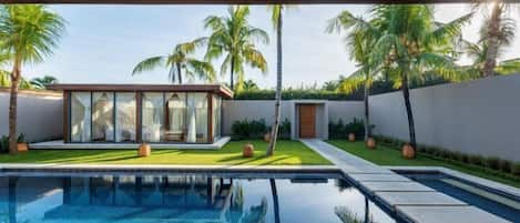 Alberca al aire libre