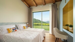 5 bedrooms, iron/ironing board, free WiFi, bed sheets