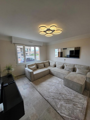 Smart TV - Detached house downtown (Dunkerque)