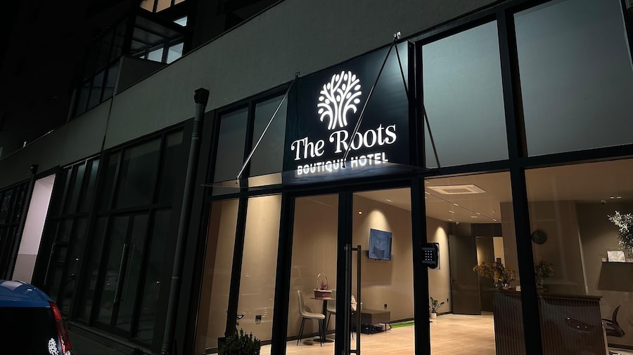 Boutique Hotel The Roots