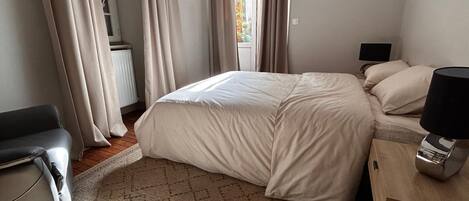 3 Schlafzimmer, Bügeleisen/Bügelbrett, WLAN, Bettwäsche