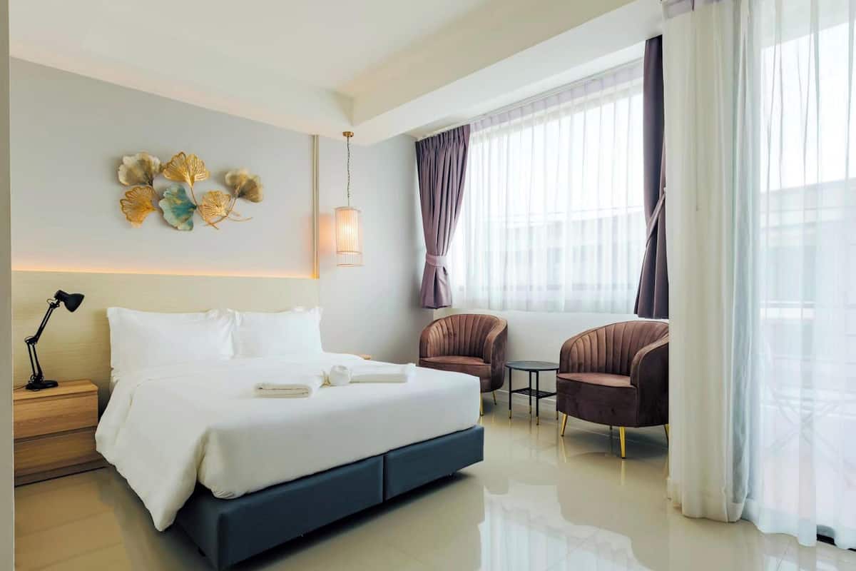Standard Single Room, City View | Premium bedding, down comforters, pillowtop beds, free minibar