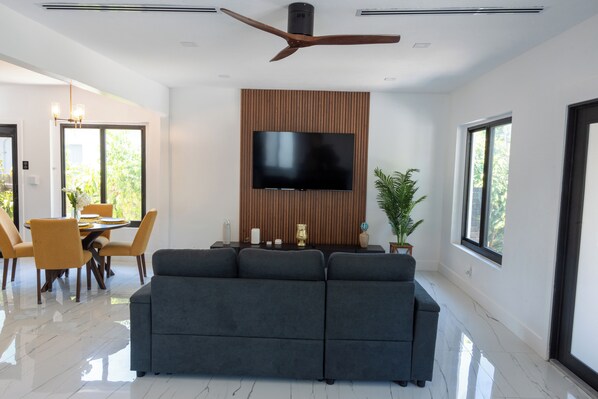 リビング エリア