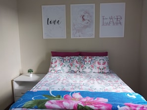 3 bedrooms, iron/ironing board, WiFi, bed sheets - Apto Stiep Inteiro (Armação Salvador)