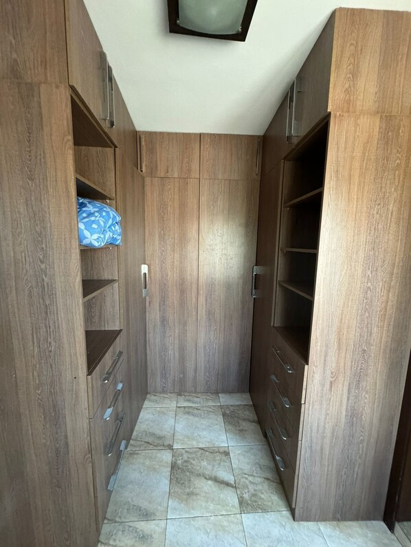 Exclusive Suite, Courtyard View | Bathroom