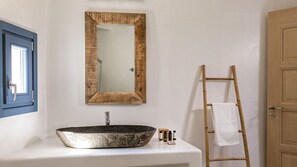 Chuveiro, secador de cabelo