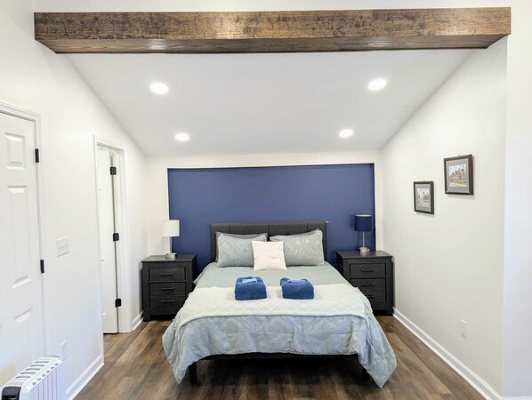 1 bedroom, iron/ironing board, free WiFi, bed sheets - Cozy Guesthouse in Charlotte (Charlotte)