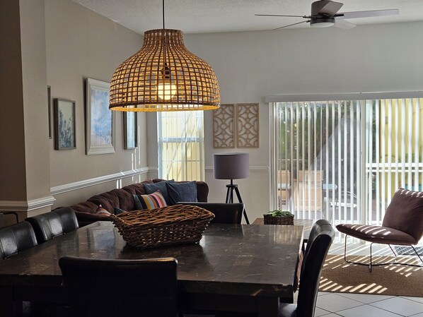 Interior - Cozy Town House in a great Condo near team parks.
Great Club House, pool (Kissimmee)