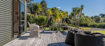 Wai Whare -  Kūaotunu Holiday Home