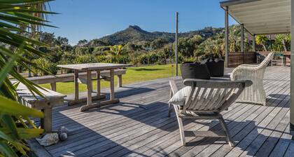 Wai Whare - Kūaotunu Holiday Home