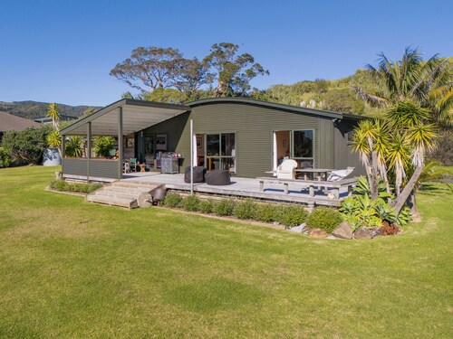 Wai Whare -  Kūaotunu Holiday Home