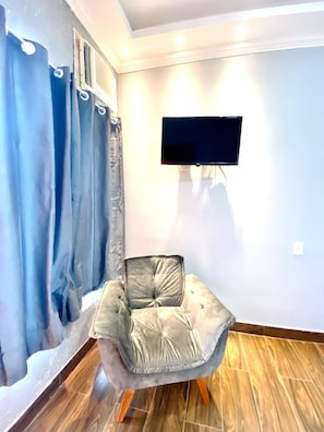 Living area - Pousada 1 minute from the beach | UNR (Cabo Frio)