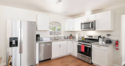 Fab 2B/2Bth, All New & Easy Access to US99