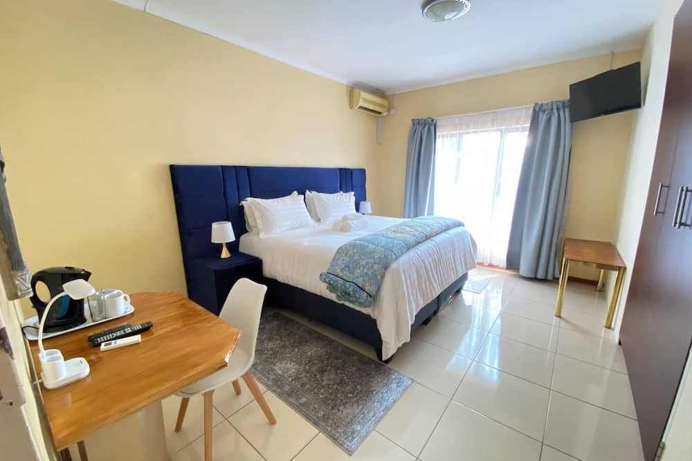 Mokolodi Hide out
