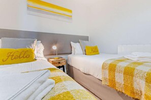 2 bedrooms, iron/ironing board, free WiFi - 2 Bed in Woolacombe (oc-s29613) (Woolacombe)