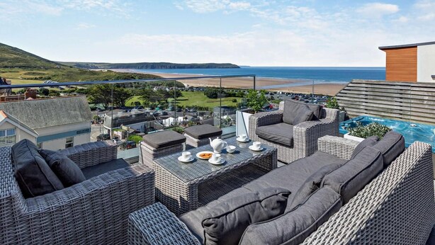 Unclassified image, 1 of 22, button - 3 Bed in Woolacombe (oc-s29615) (Woolacombe)