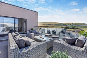 Terrace/patio - 3 Bed in Woolacombe (oc-s29615) (Woolacombe)