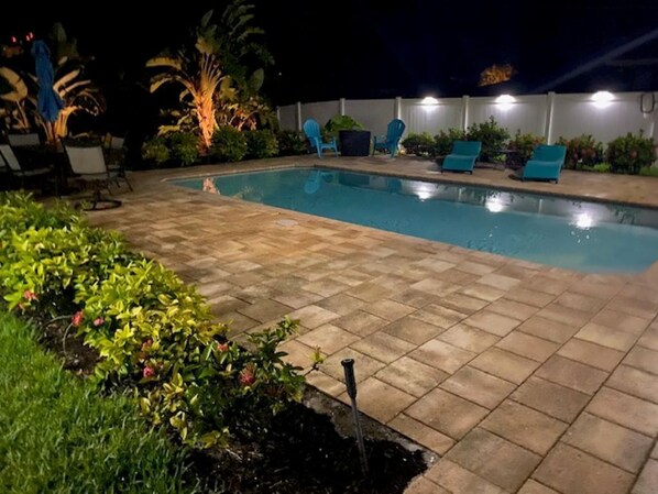 Outdoor pool, a heated pool