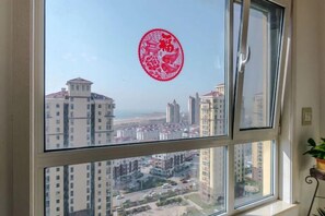 Unclassified image, 4 of 44, button - Qingdao Jinshatan Romantic Apartment (Qingdao)