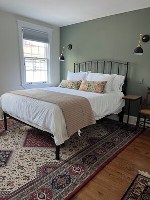 2 bedrooms, desk, iron/ironing board, travel cot