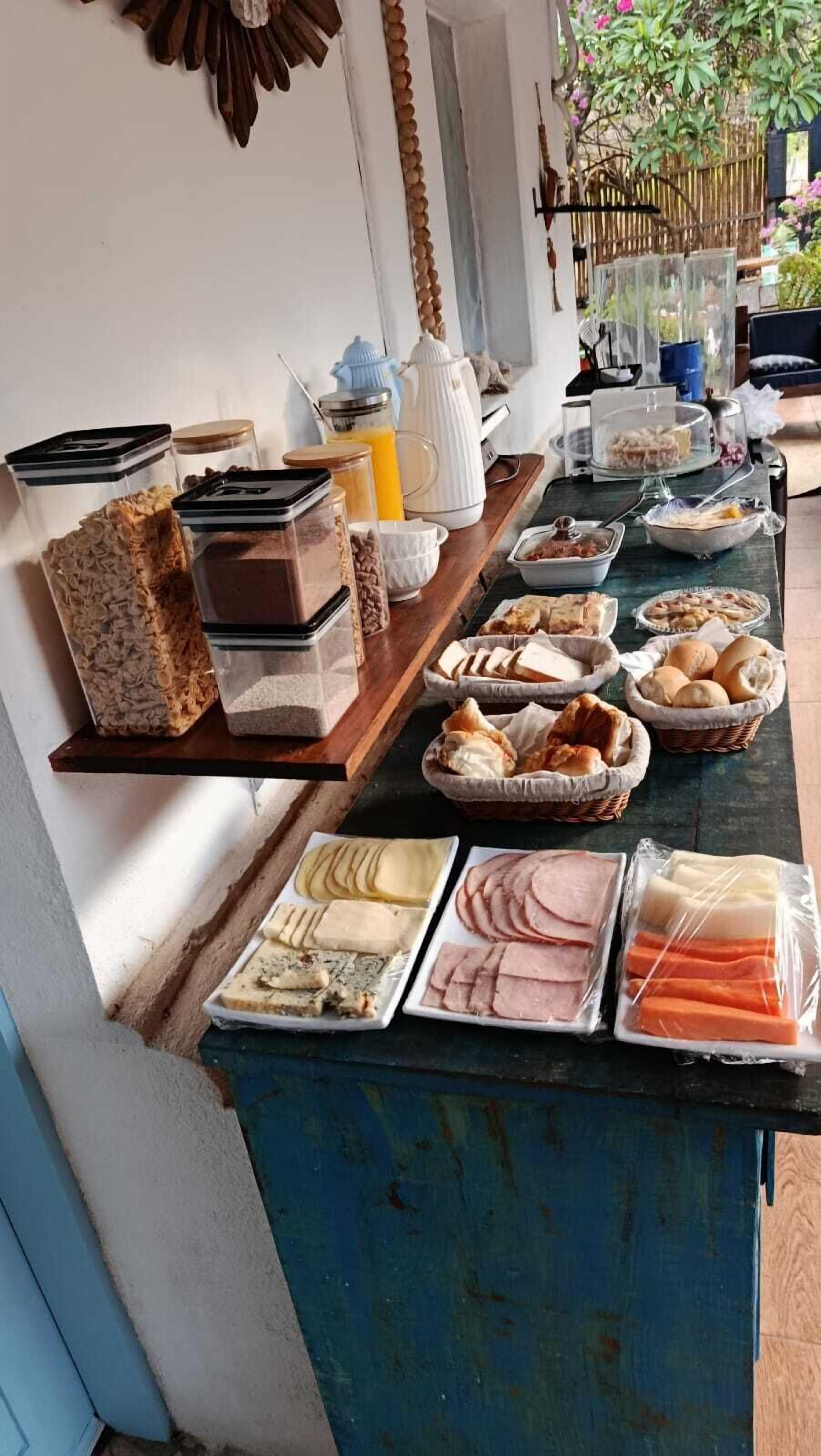 Petit déjeuner buffet compris tous les jours
