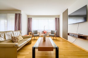 Smart TV, fireplace - Apartment Arnold - Exclusive 3BR in Central Basel (Basel)