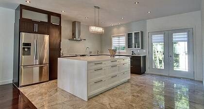 Luxury cottage near ottawa