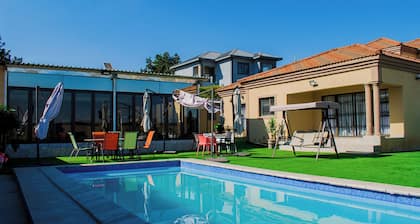 WoodMead Guest House & Events