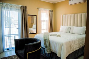 Individually decorated, individually furnished, desk, free WiFi