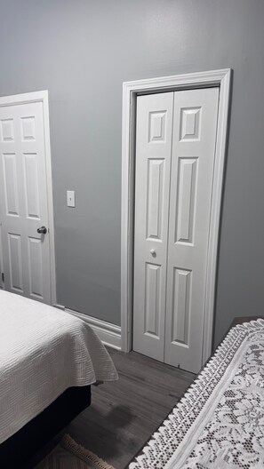 1 bedroom, iron/ironing board, free WiFi, bed sheets - Beautiful and stylish 1 bedroom apartment in the heart of Pilsen "CASA PILSEN" (Chicago)