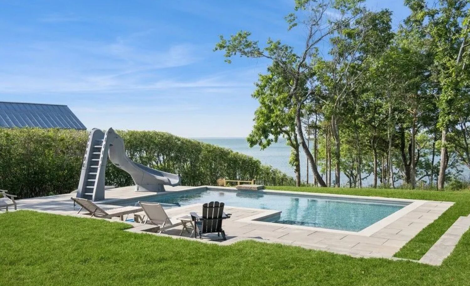 Waterfront house with brand new pool. Cozy home pet and family friendly. 