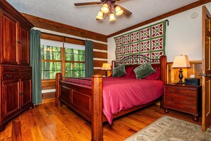 3 bedrooms, WiFi, bed sheets - 3 BR, 2 BA Log Cabin (Nashville)