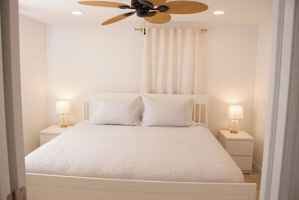 3 bedrooms, in-room safe, iron/ironing board, free WiFi