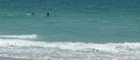 Liegestühle, Strandtücher