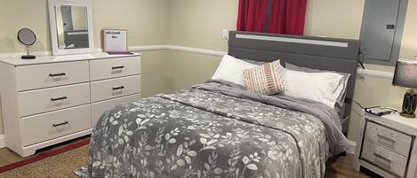 5 habitaciones, escritorio, tabla de planchar con plancha y wifi gratis