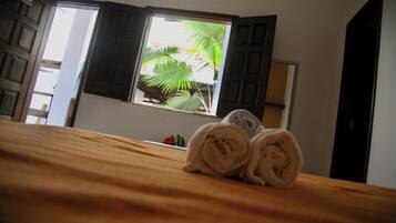 Wi-Fi de cortesia, roupa de cama