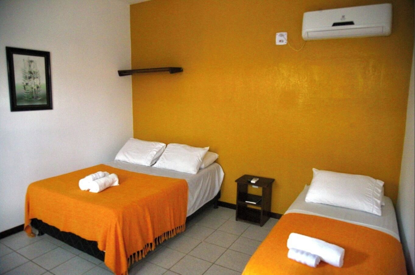 Free WiFi, bed sheets